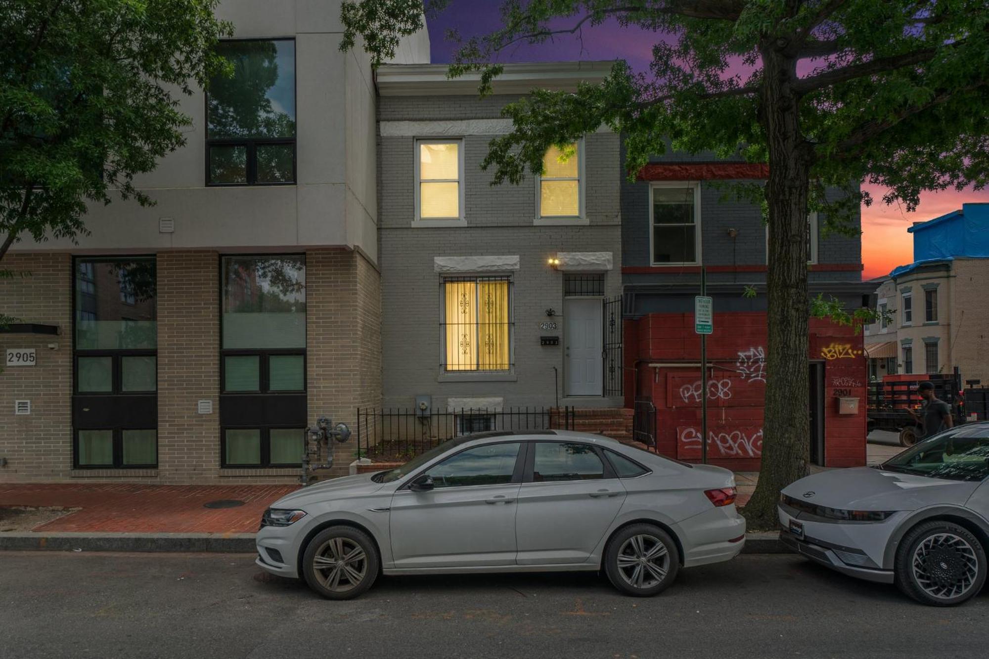 Unit # 1 - Right Next To Howard University วอชิงตัน ภายนอก รูปภาพ