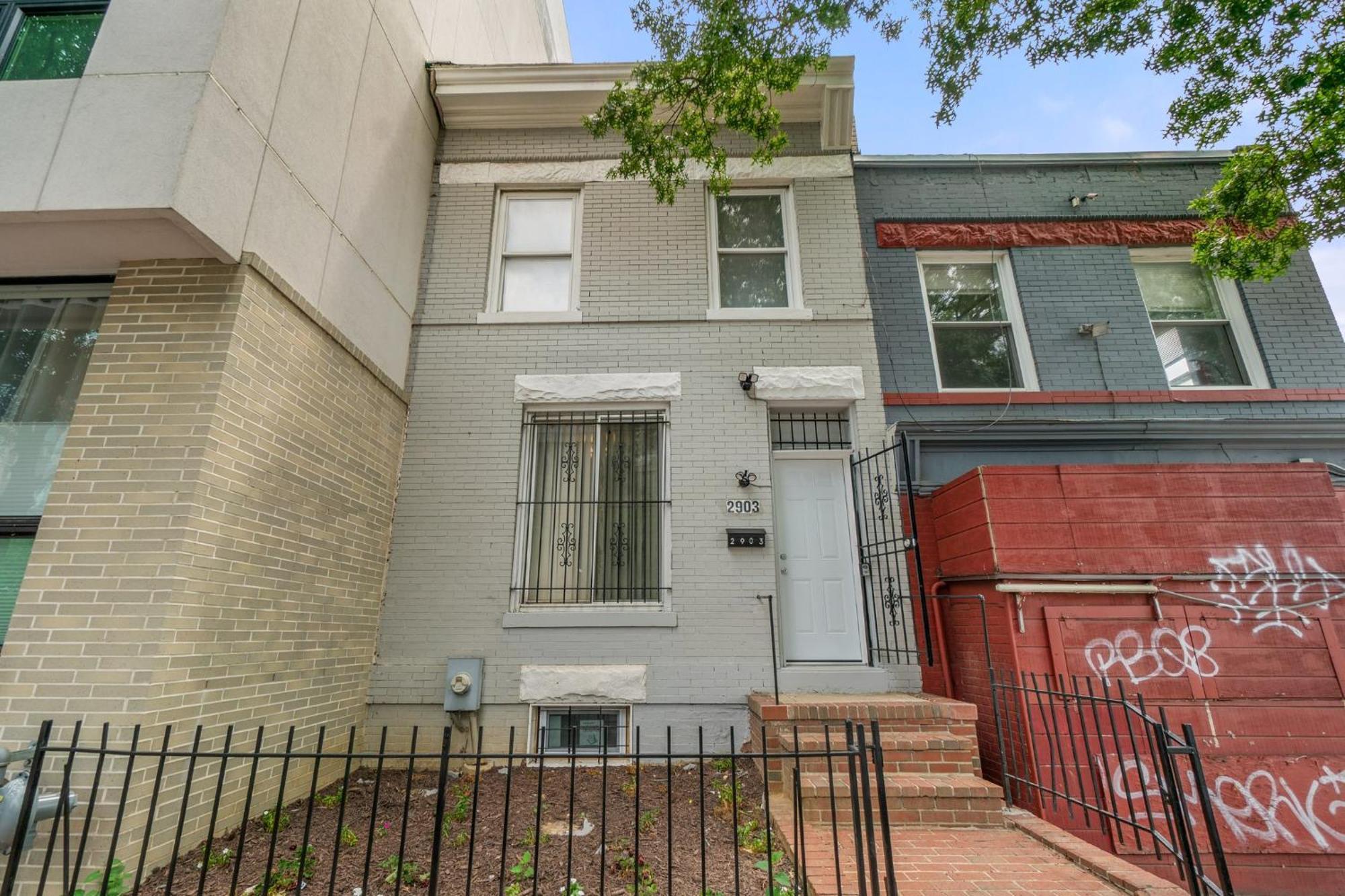Unit # 1 - Right Next To Howard University วอชิงตัน ภายนอก รูปภาพ